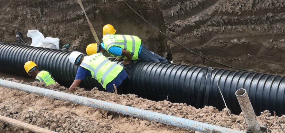 HDPE鋼帶增強螺旋波紋管施工（gōng）