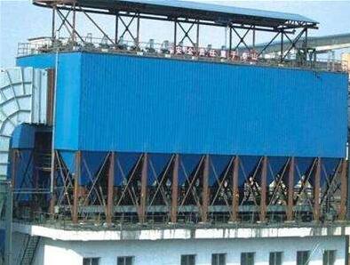 袋（dài）式反吹（chuī）式除塵器